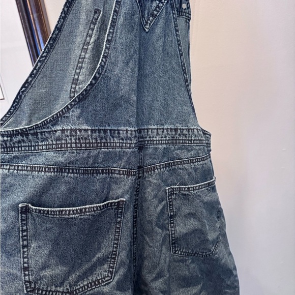 Tinseltown Blue Denim Overall shorts Size XL NWT - Picture 11 of 15